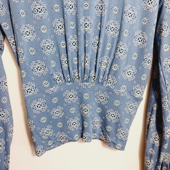 Free People, Medium Blue Top, Boho Chic, Retro Styled, Deep V Neck, Long Sleeve - Picture 10 of 16